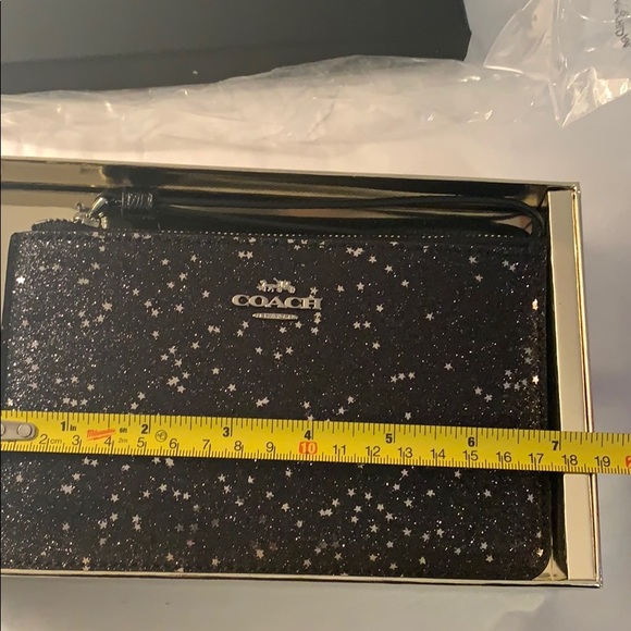NWB. Coach star ⭐️ black wristlet. - Picture 5 of 6